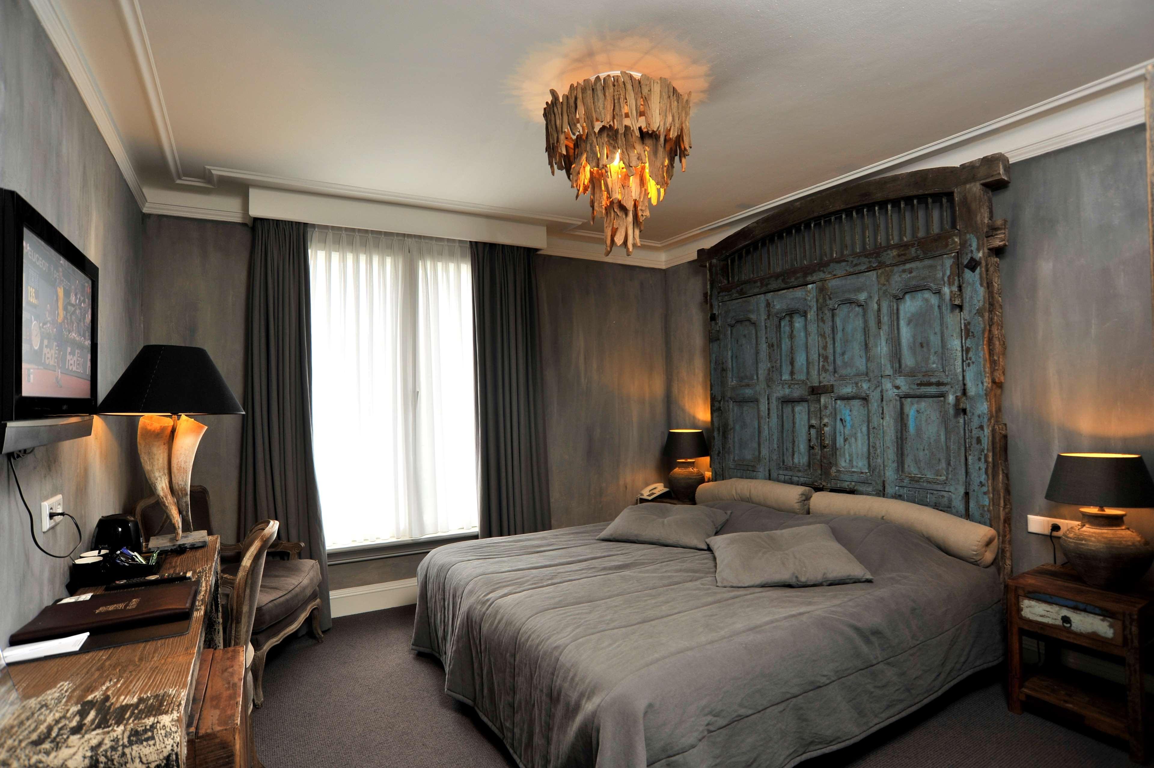 โกลเด้น ทิวลิป เวสต์ เอ็นเด Hotel เฮลมอนด์ ภายนอก รูปภาพ