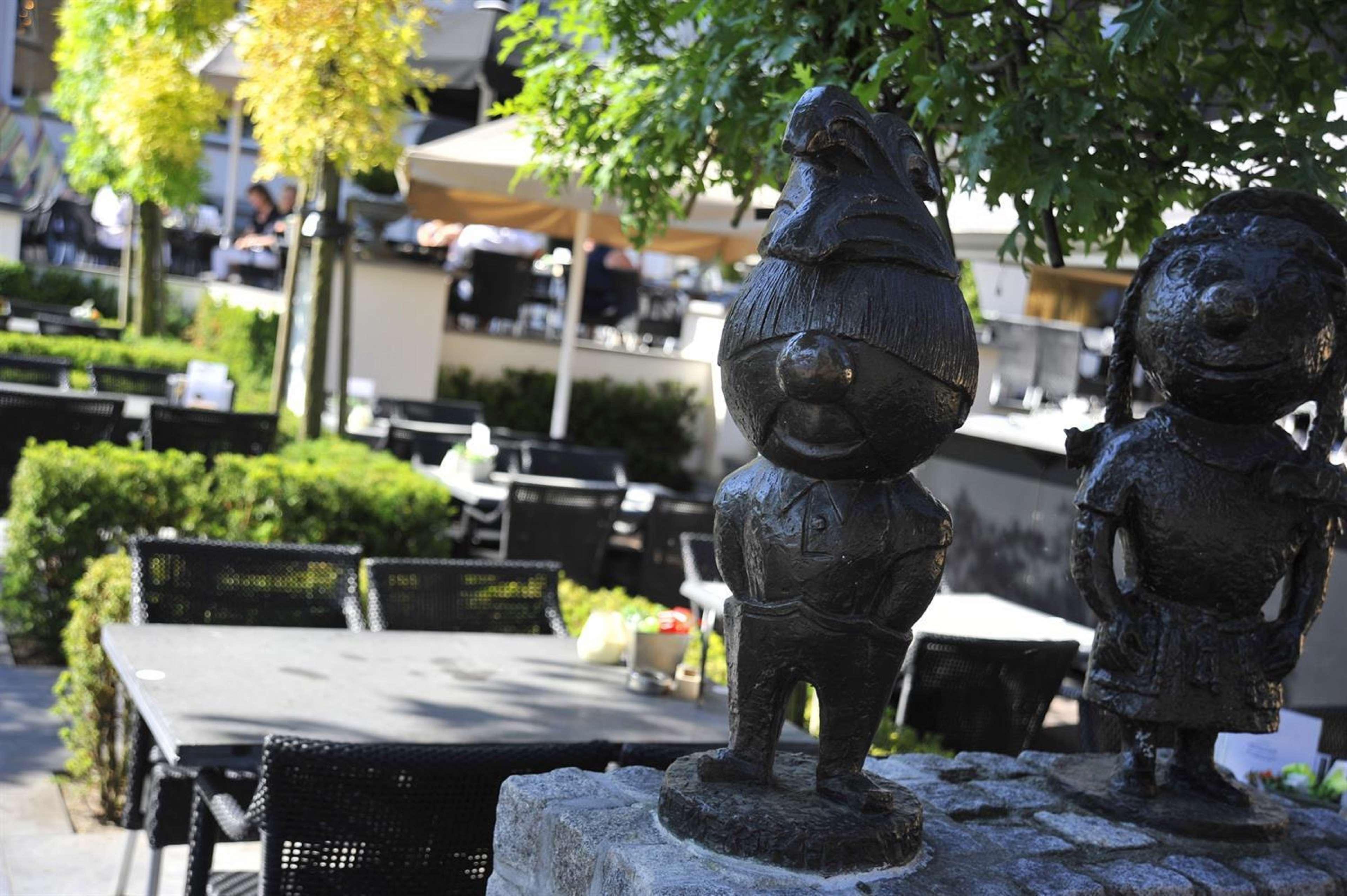 โกลเด้น ทิวลิป เวสต์ เอ็นเด Hotel เฮลมอนด์ ภายนอก รูปภาพ